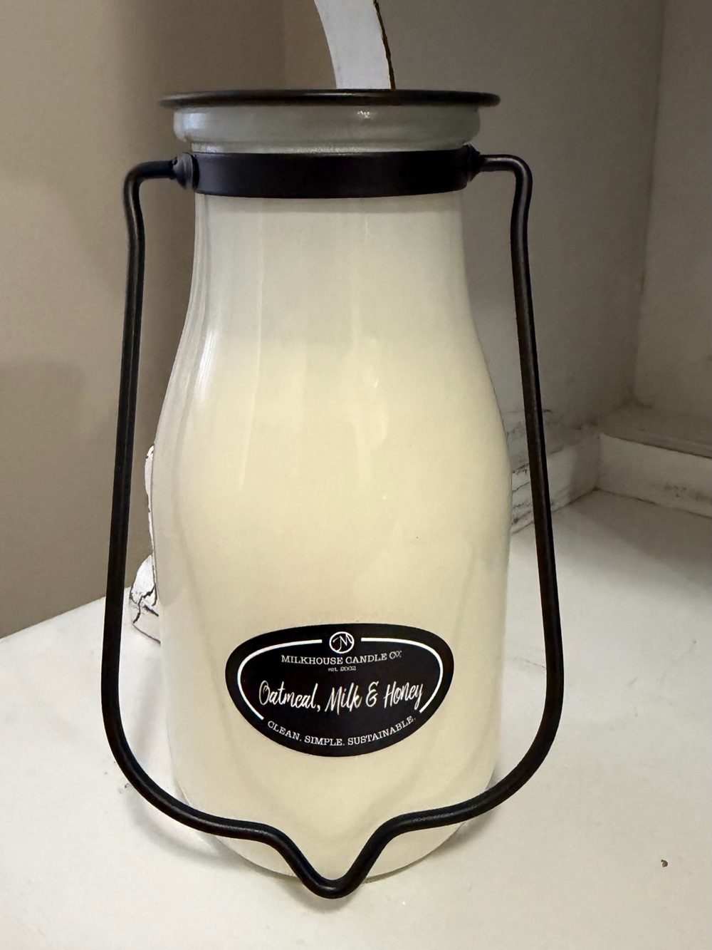 Milkhouse Candles Oatmeal, Milk & Honey 14oz milkbottle jar candle